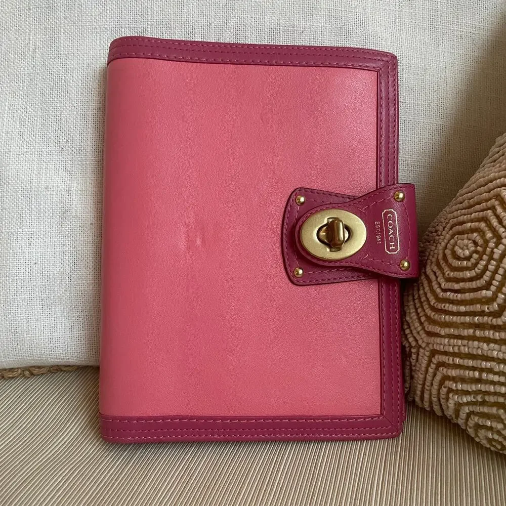 Coach Legacy Turnlock Planner Cover Pink Leather Agenda, Pen, Notebook Rare Y2K